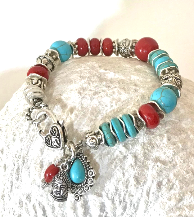 Rood met turquoise boeddha armband in zilver