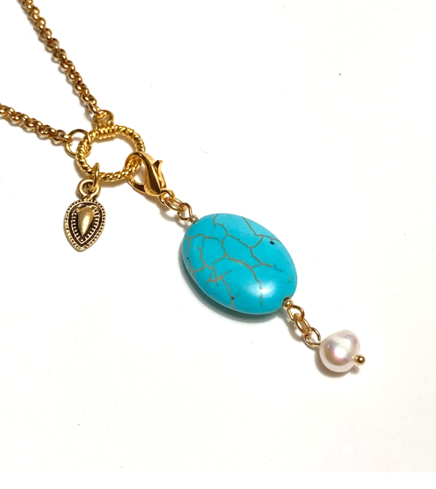Turquoise hanger met zoetwaterparel in goud