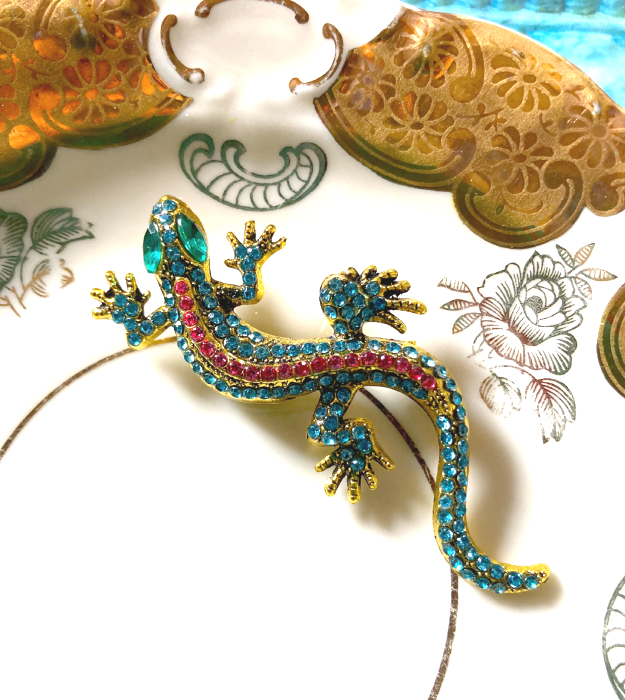 Turquoise Salamander of Hagedis Broche met Strass