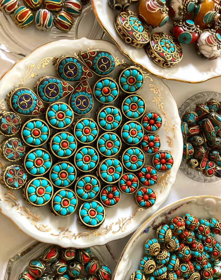 Moucy's custom sieraden