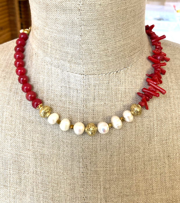Rode Jade Ketting met Zoetwaterparels en Bamboe Koraal in goud - Afbeelding 3
